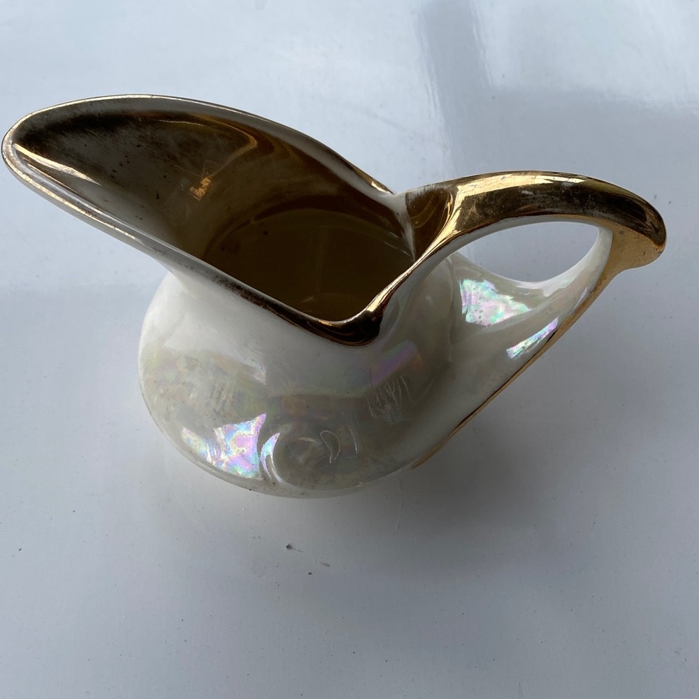 Vintage lusterware Ceramic creamer or gray pour-